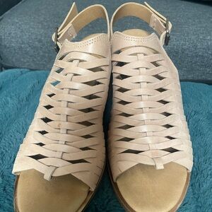 Women's Tan Sandals